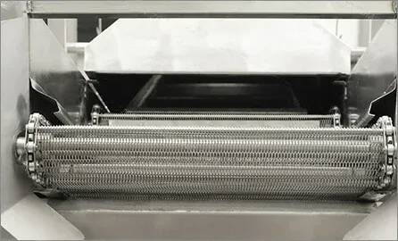 Blast-freezing refrigeration tube