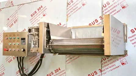 Low-speed conveyor